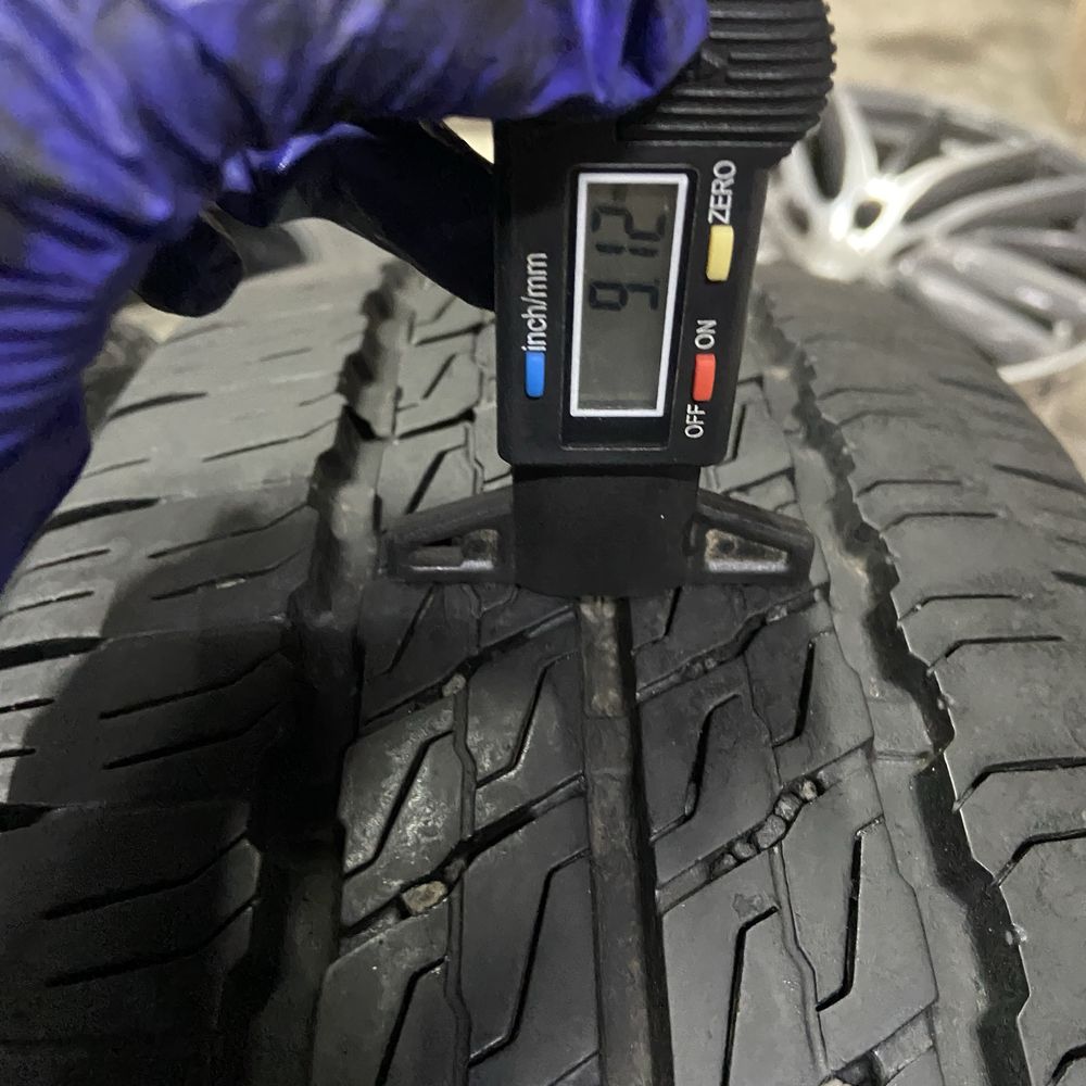 Шини 225/70 r15c Sailun. 2шт.