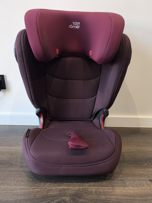 Britax Romer Kidfix lll M burgundy