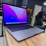 Ноутбук Apple MacBook Pro [Retina, IPS] - i5 7360U/Intel Iris Plus 640