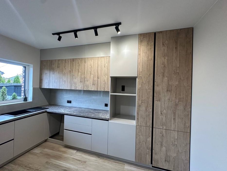 Wykończony Dom w Okolicach Piaseczna – Gotowy do Zamieszkania