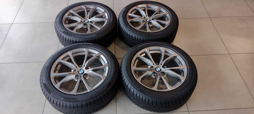 4 całe koła Felgi OEM 17" BMW G20 G21 PIRELLI 225/50R17 STYLING 776