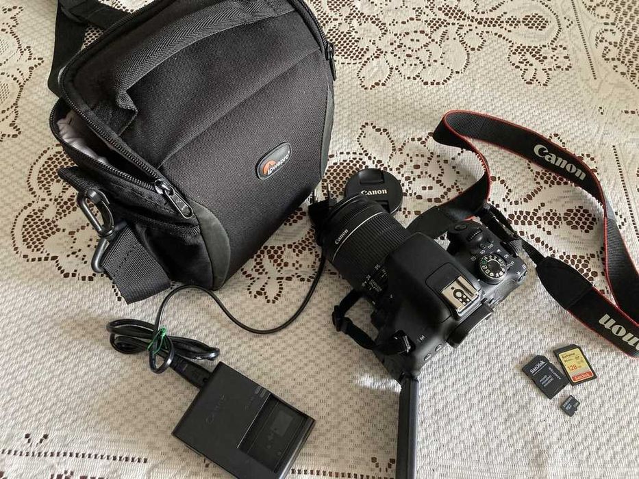 Vendo Canon EOS 750D com objectiva EF-S 18-55 IS STM Kit