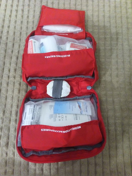 Аптечка Lifesystems Explorer First Aid Kit