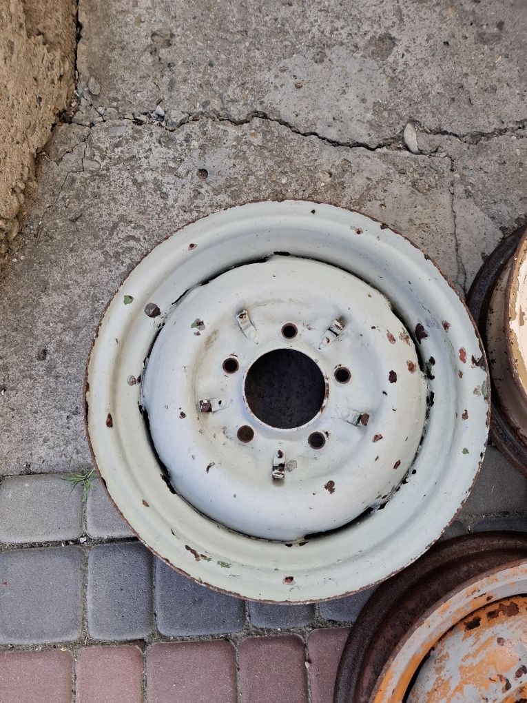 Felgi stalowe żuk 16" cali przyczepka traktor sam