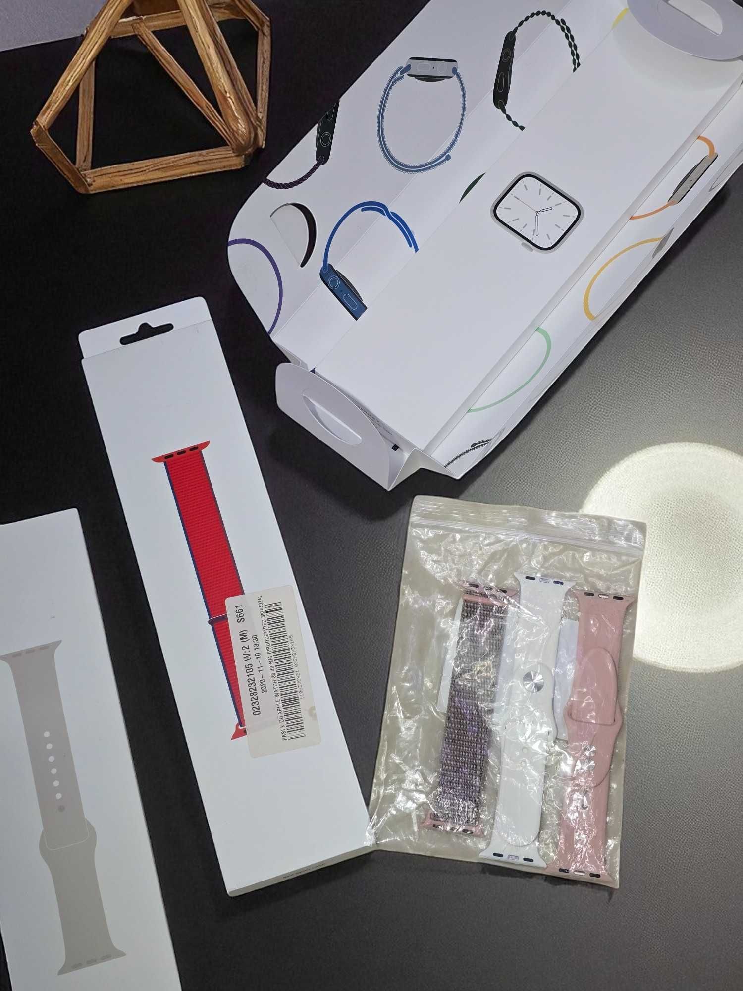Apple Watch Series 7 GPS – 41mm Starlight + zestaw pasków