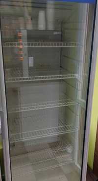 Продам холодильник витрину