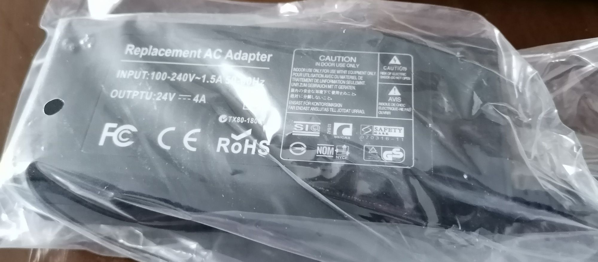 Carregadores para computador 24 AV 4 A ou 12V 5,5x2,1mm, etc
