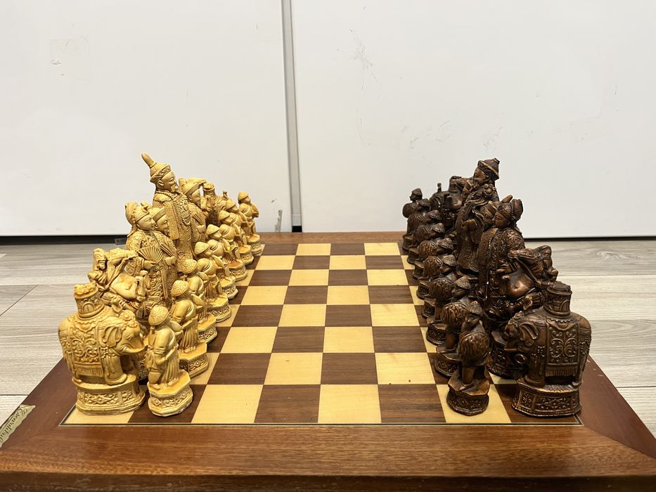 Unikatowe Szachy Tematyczne Orientalne / Chiński Wzór + Deska