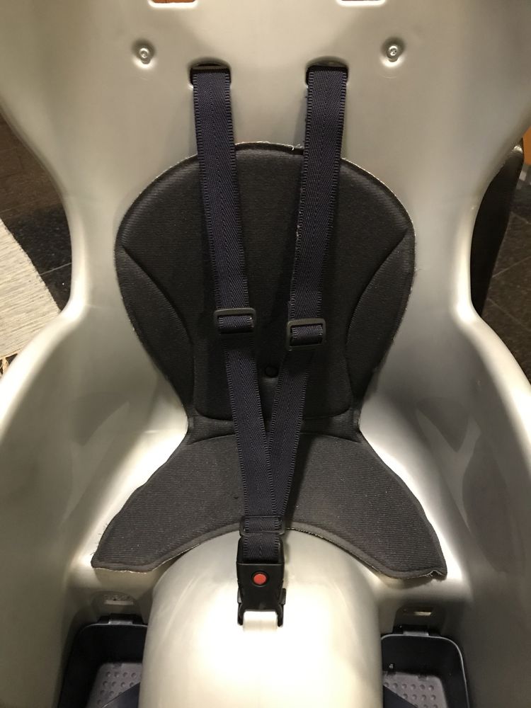 Cadeira de bicicleta para crianca