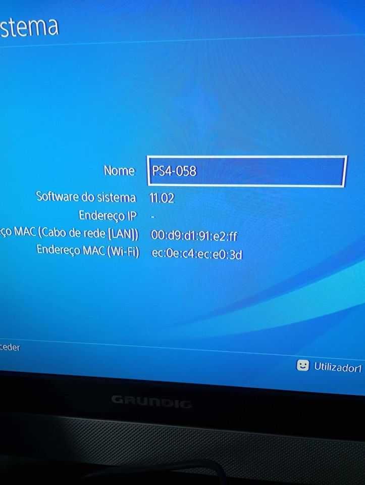 Ps4 Fat 500gb nunca aberta + Fifa 17 e Fifa 19