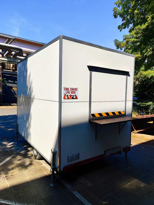 Przyczepa gastronomiczna, food truck, kurczak z rożna, gotowy biznes