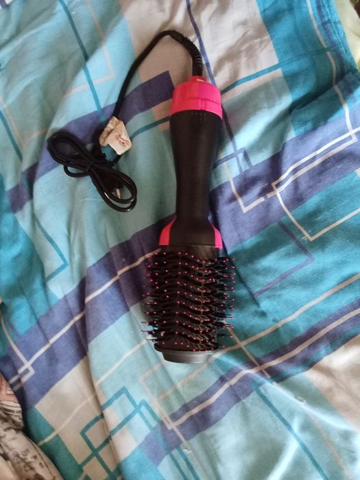 Продам фен для укладки волос