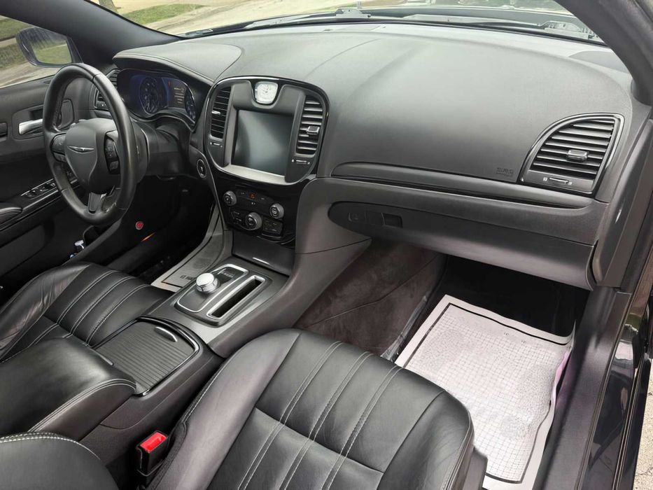 Chrysler 300      2016