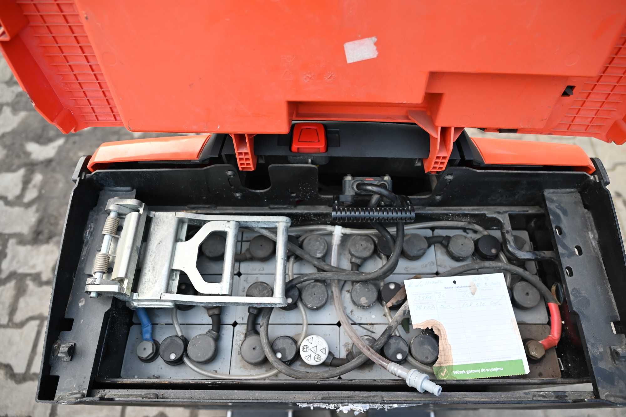 Paleciak elektryczny Toyota BT LWE 200  2000kg 80CM 2016rok FHP 400