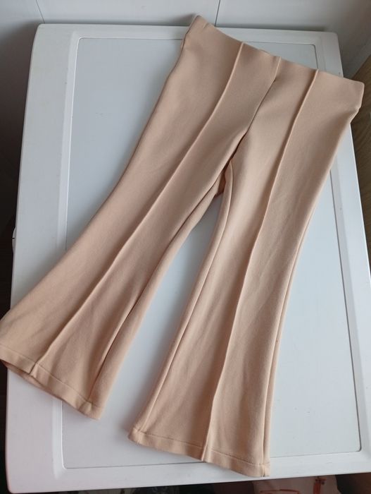 Штани,лосини  кльош для дівчинки 104р