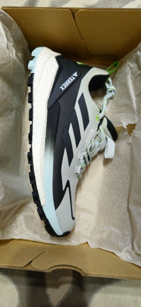 Кроссовки Adidas Terrex Free Hiker 2.0 Low GORE-TEX. РОЗМІР 40