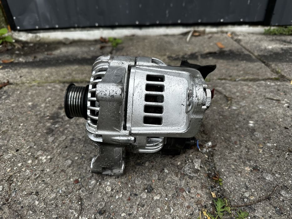Bmw e46 2.2 polift Alternator
