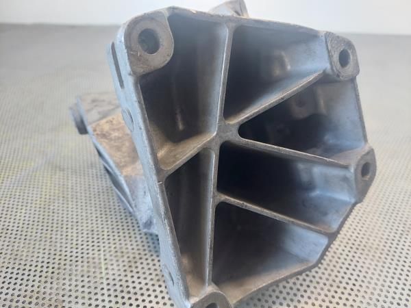 Apoio do motor MERCEDES-BENZ Classe C (W204)