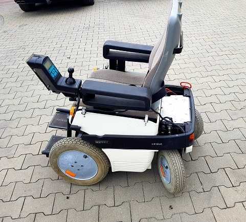 MEYRA elektryczny wózek inwalidzki domowo-szosowy