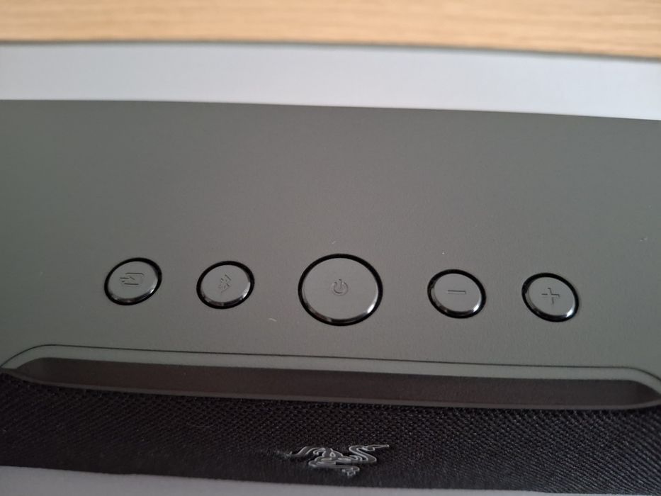 Razer Leviathan V2 X em perfeito estado