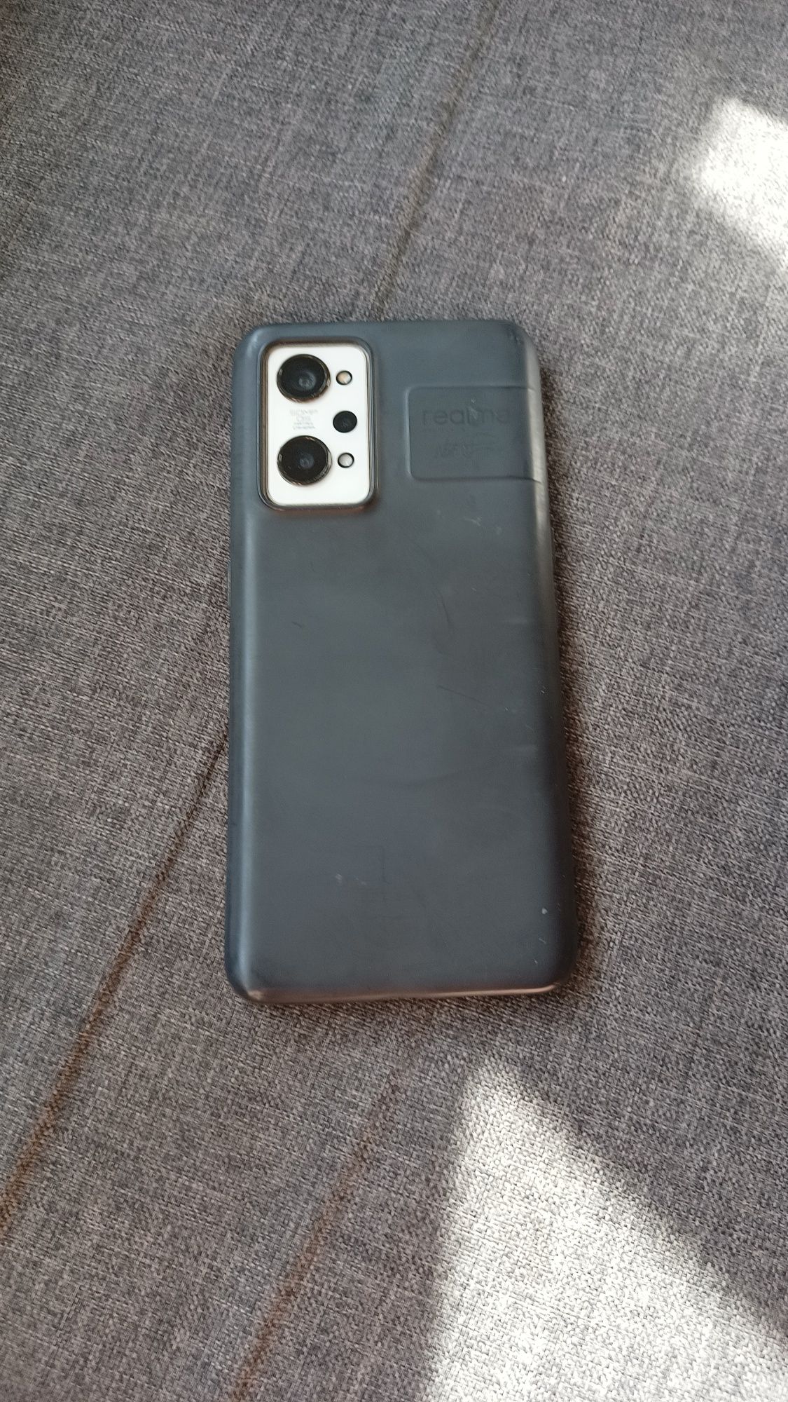 Sprzedam Realme GT2