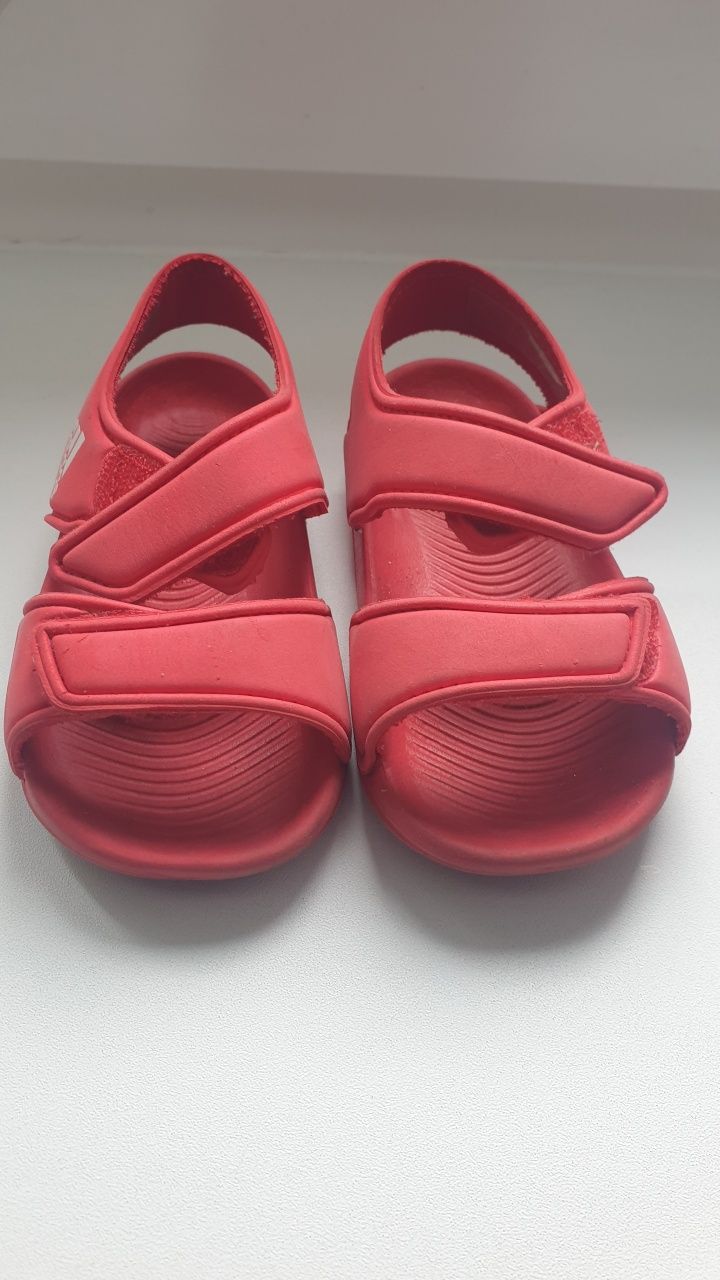 Sandalki Adidas 24