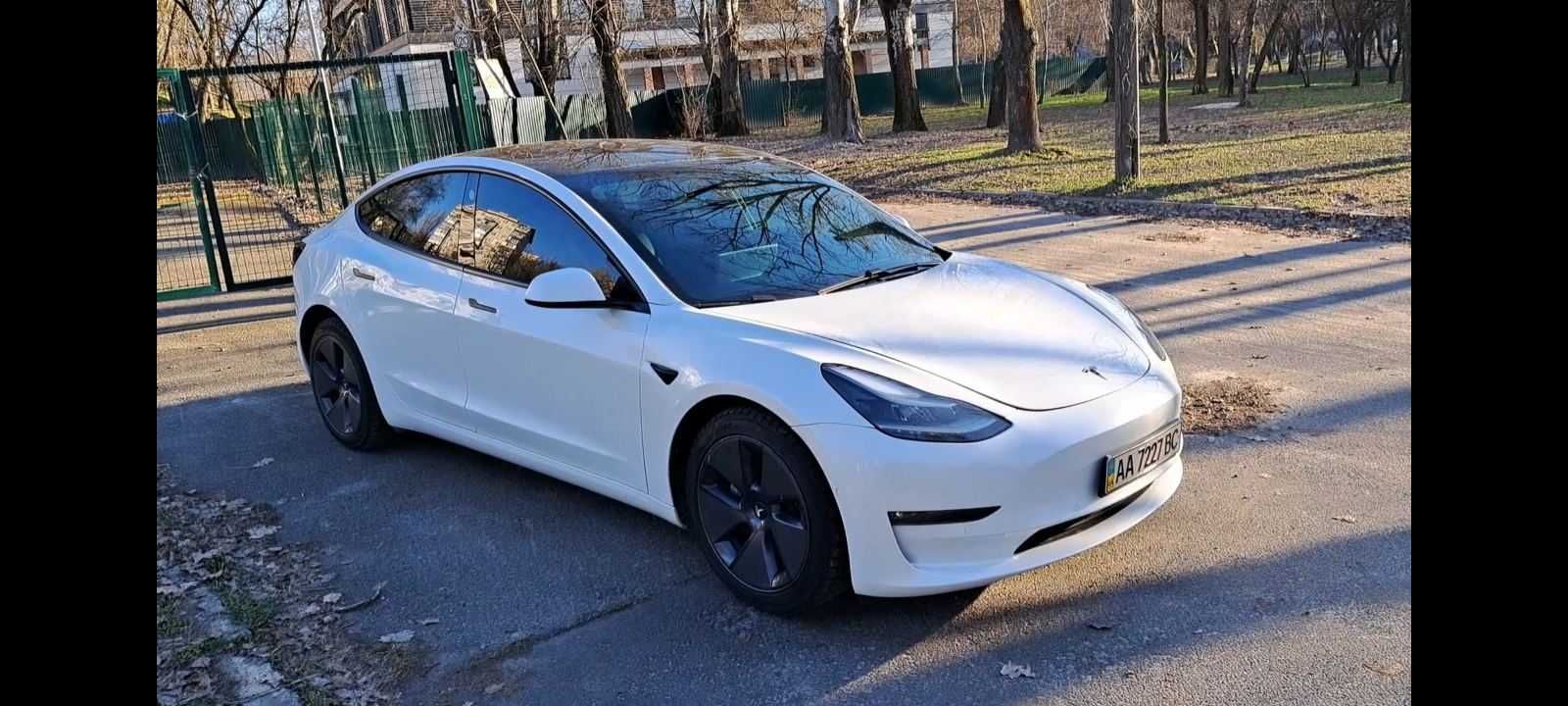 Tesla Model 3  2022  Standart plus 55 kvt