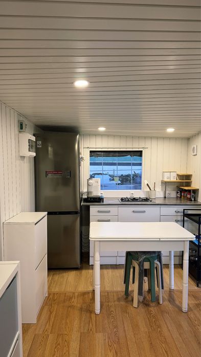 Vendo mesa cozinha extensível