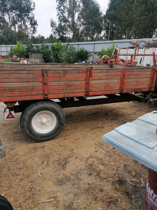 Reboque Herculano tribasculante - 4800kg