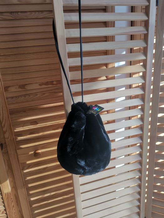 Worek futerko. Bardzo wygodna poreczna torebka