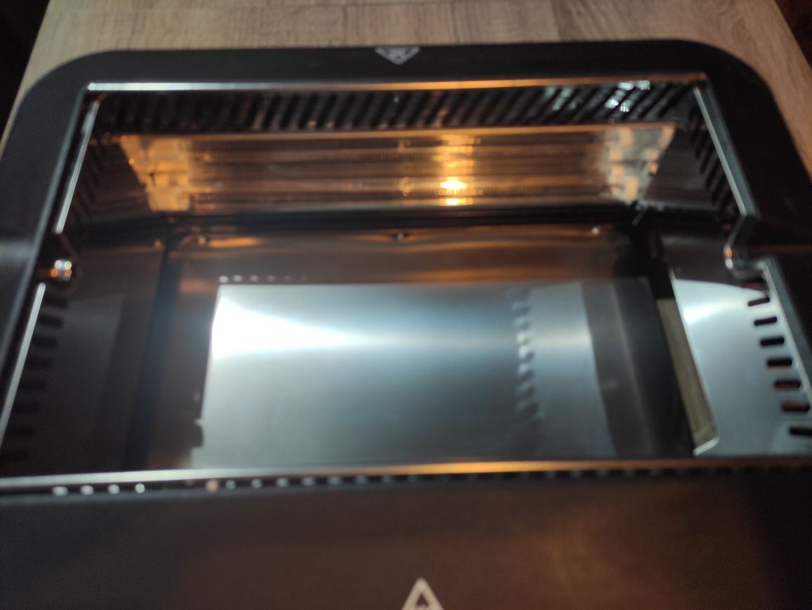Grill elektryczny do kebabów z funkcją podczerwieni