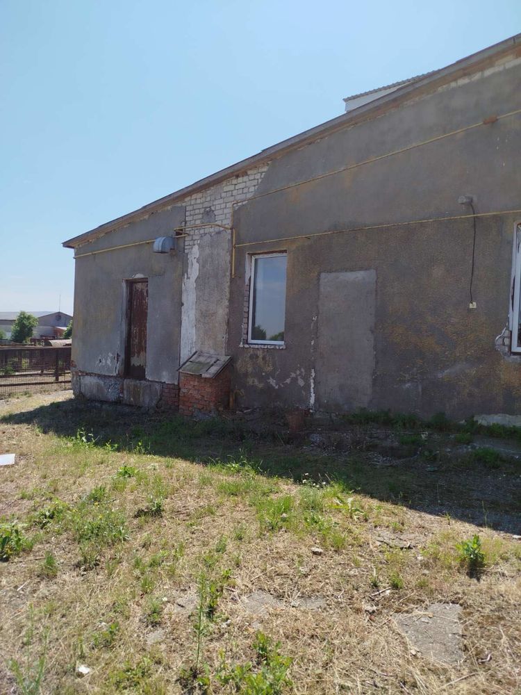 Продається виробниче приміщення в м.Дунаївці