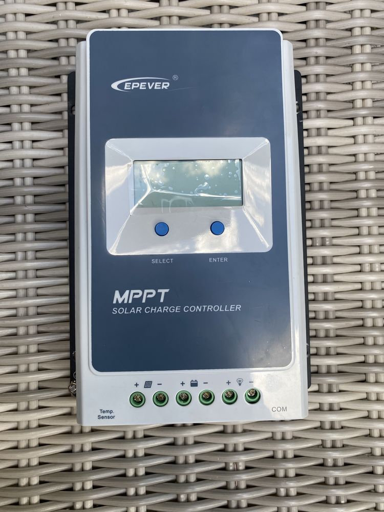 Regulator MPPT EPEVER Tracer 3210AN 30A + monitor MT50 kamper solar