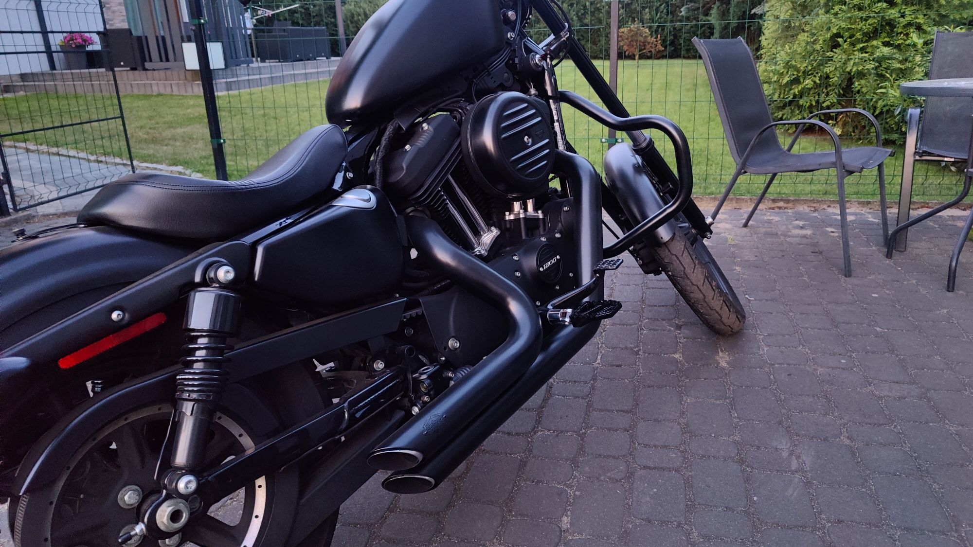 Harley Davidson Sportster XL1200 Matowy
