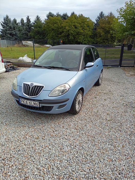 Lancia Ypsylon benzyna