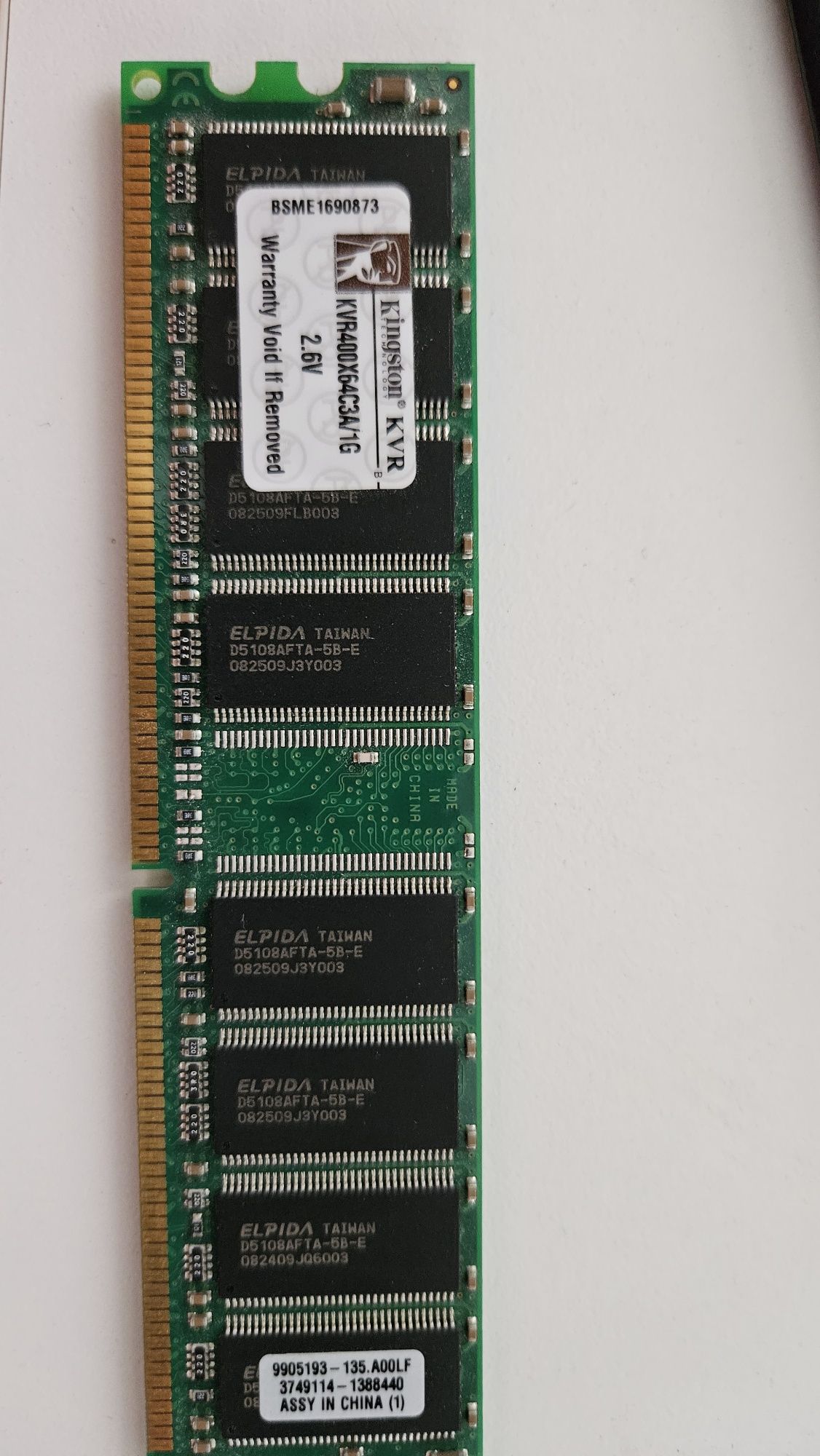 Pamięć RAM Kingston 1GB DDR1 400MHz -KTH-D530/1G Sprawna 100%

Przedmi