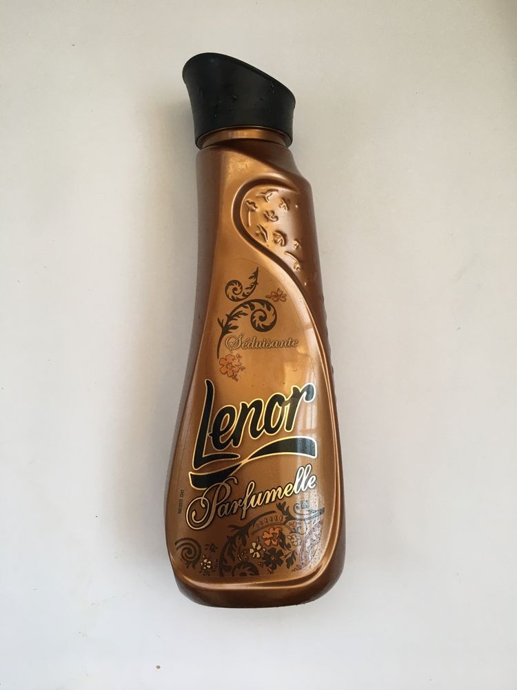 Концентрований кондиціонер для білизни Lenor Parfumelle Seduisante 750