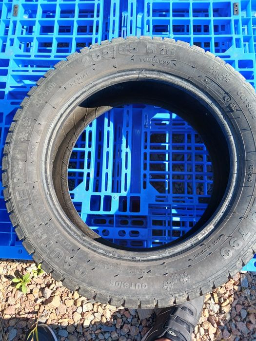 Комплект зимової резини  за 1 шт.205/55 R16