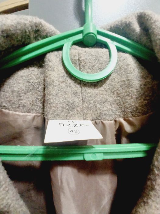 Кашемірове жіноче пальто