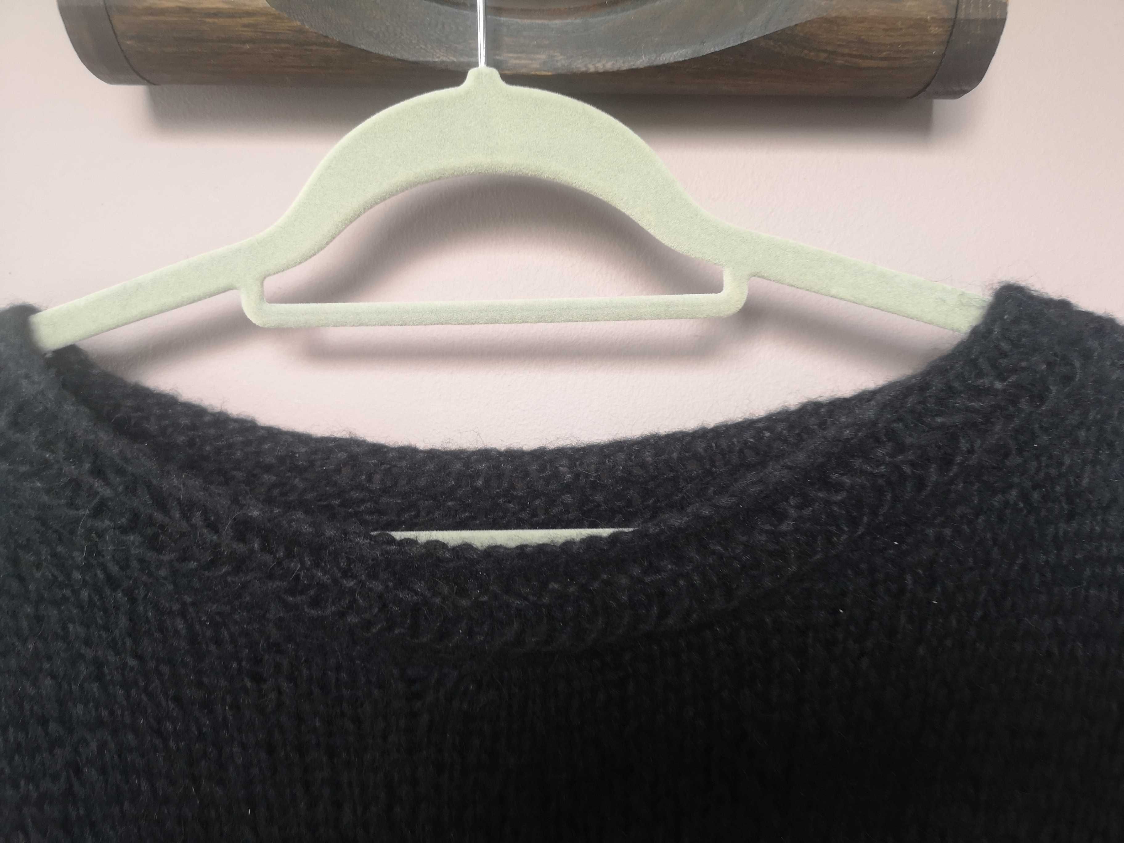 sweter damski czarny - ręcznie robiony na drutach