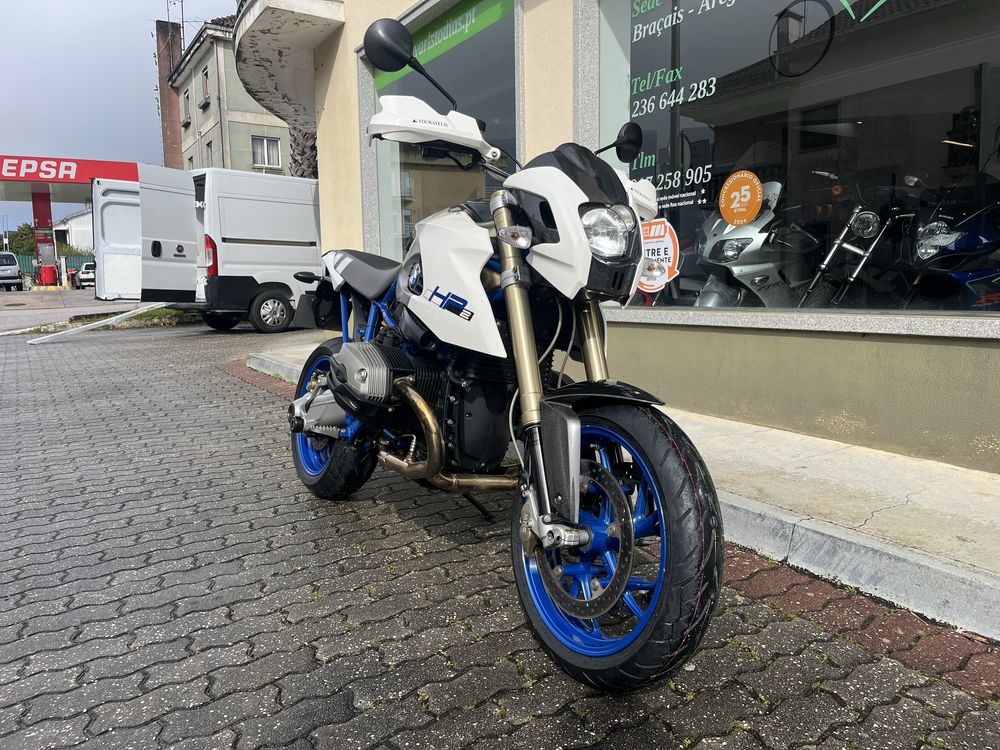 BMW HP2 Mega Moto