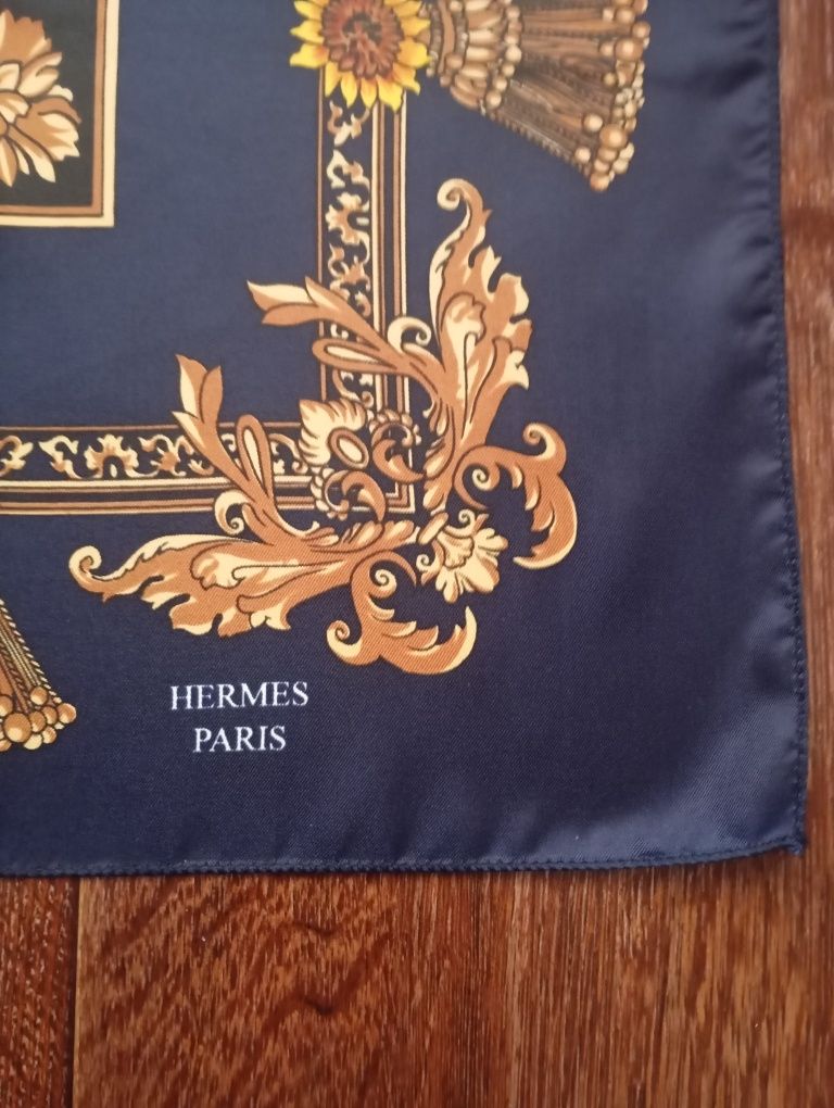 H.e.r.m.e.s платок с подсолнухами