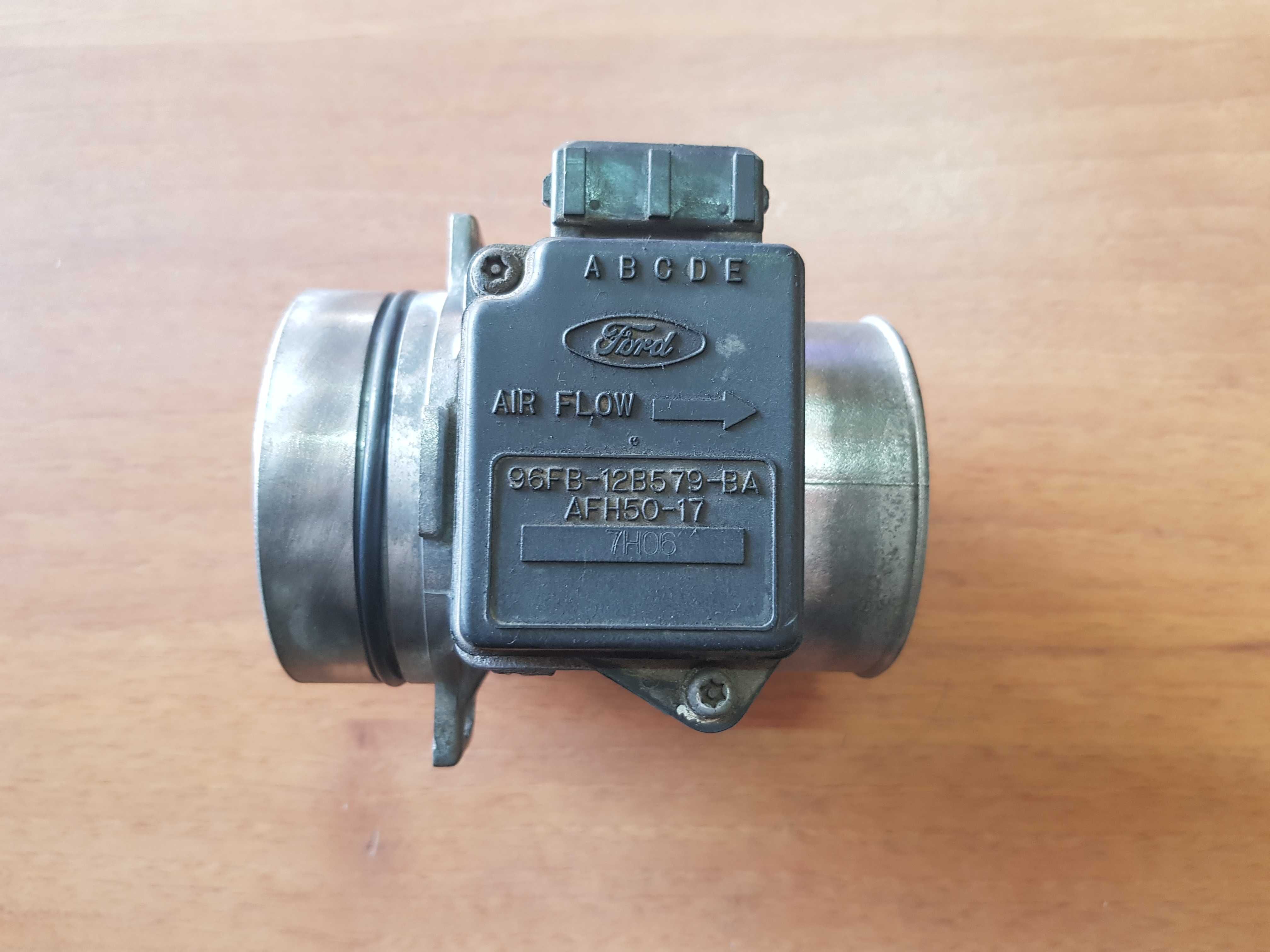 Расходомер (ДМРВ) Ford Escort 1.6L 1996-2001р.в.