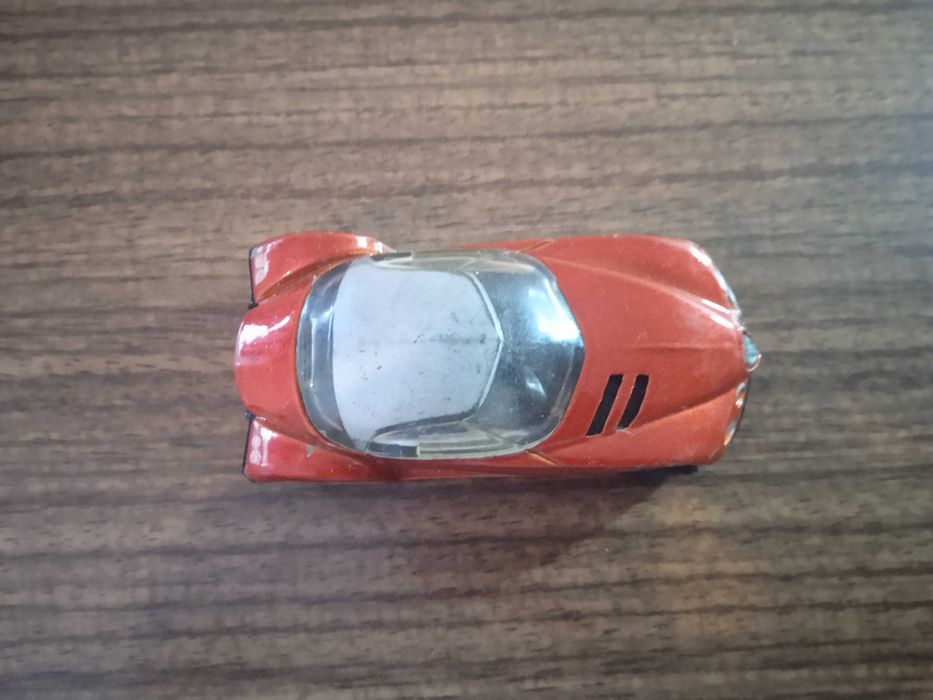 Hot Wheels Golden Arrow