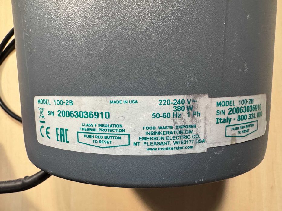 Продам IN-SINK-ERATOR Model Evolution 100