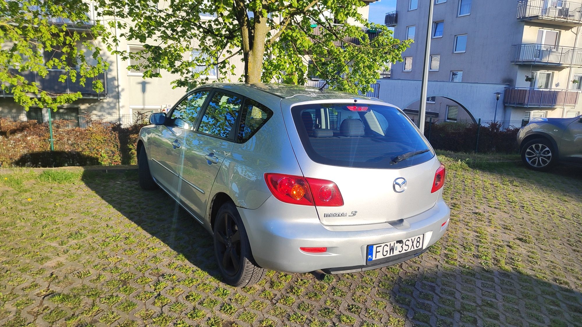 Mazda 3 hatchback 2005 srebrny