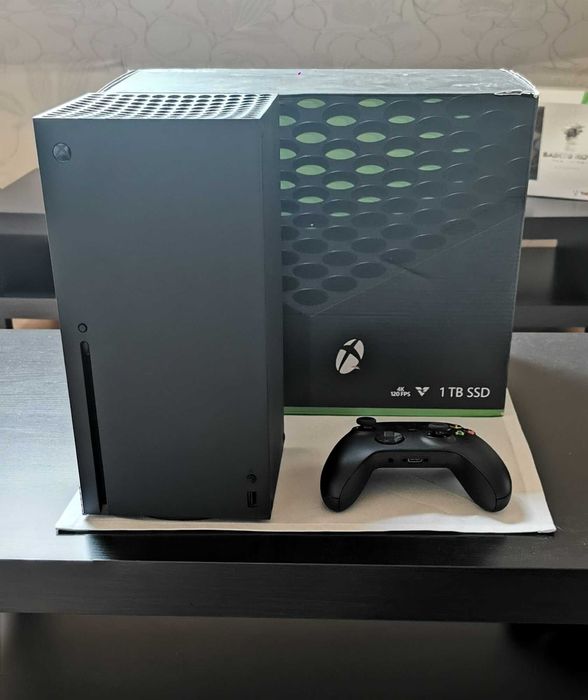 Konsola Xbox Series X 1882 1TB SSD