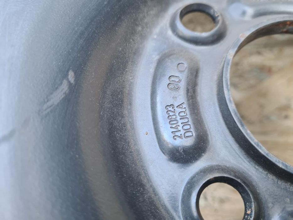 Jante frente esquerda FORD Fiesta VII (HJ, HF)