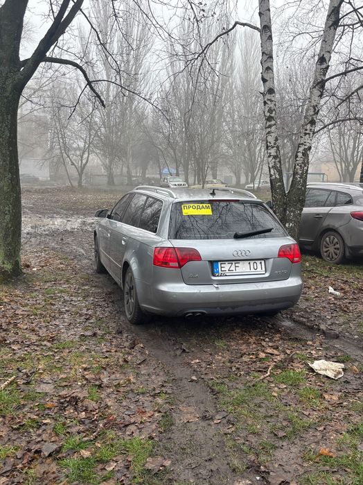 Ауді а4 б7 на бойовому ходу