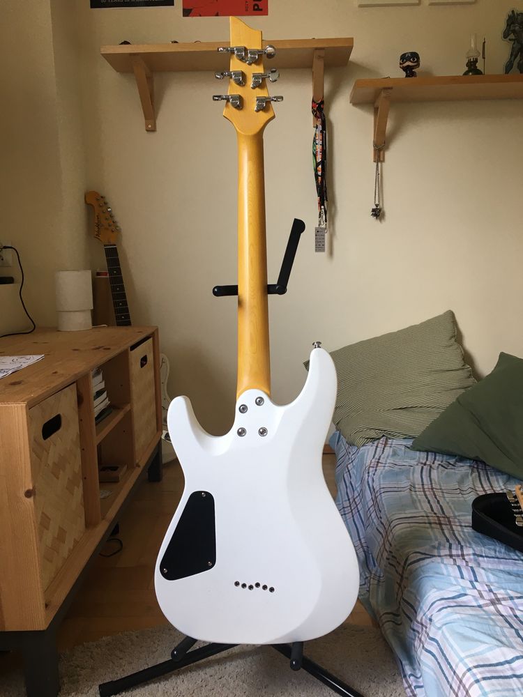 Gitara Elektryczna Schecter C6 Deluxe White